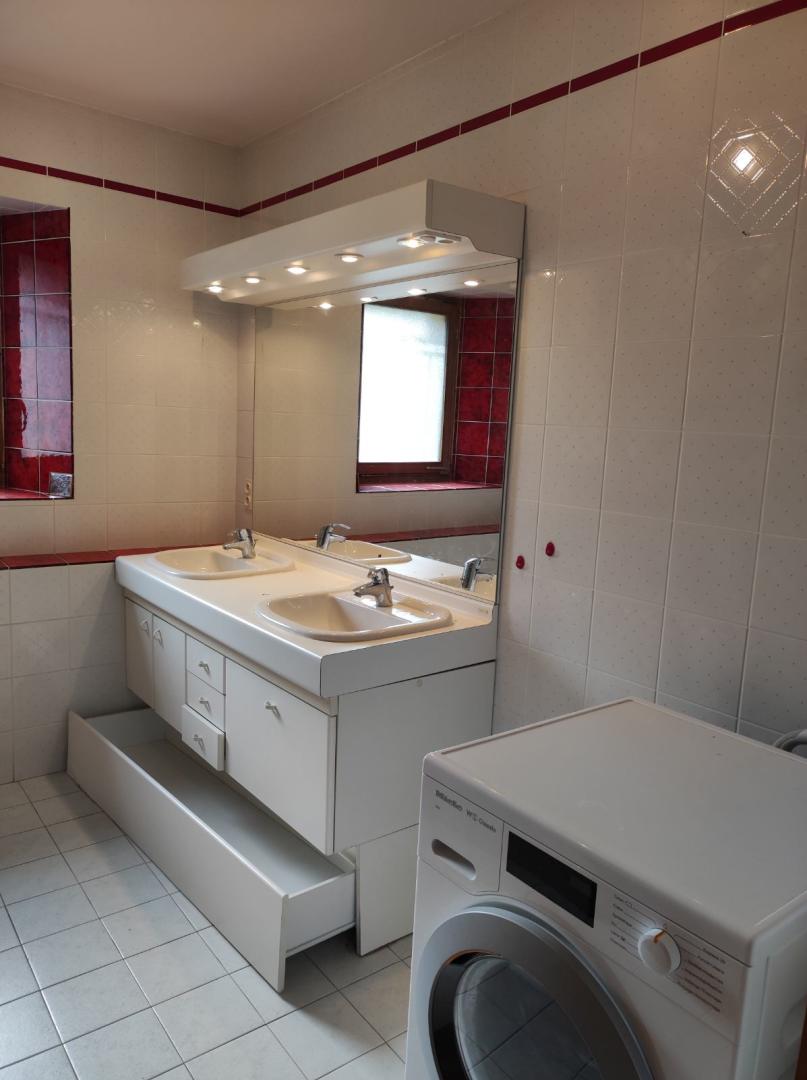 Meuble de salle de bain sur-mesure